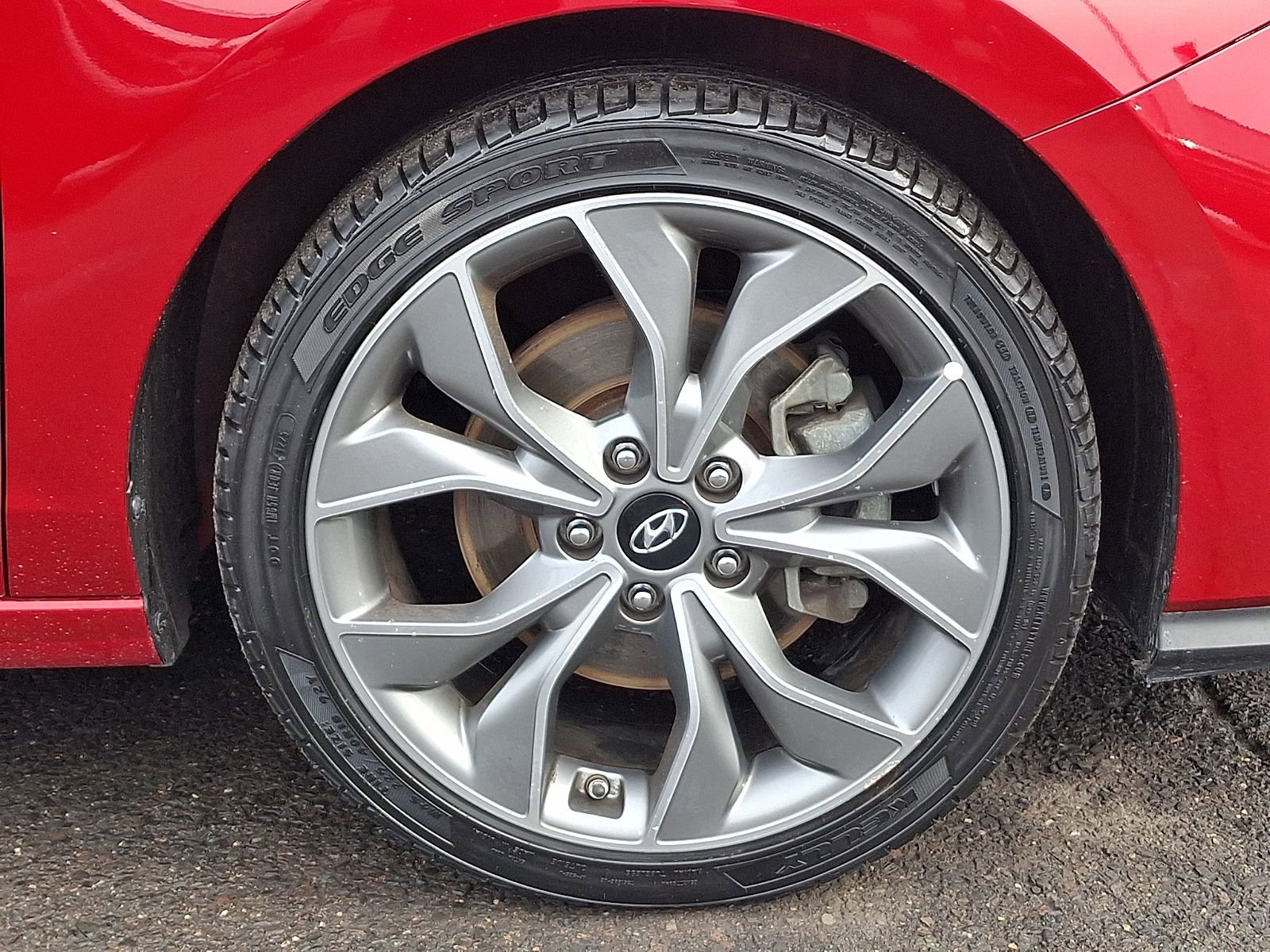 Used 2020 Hyundai Elantra GT N Line image 9