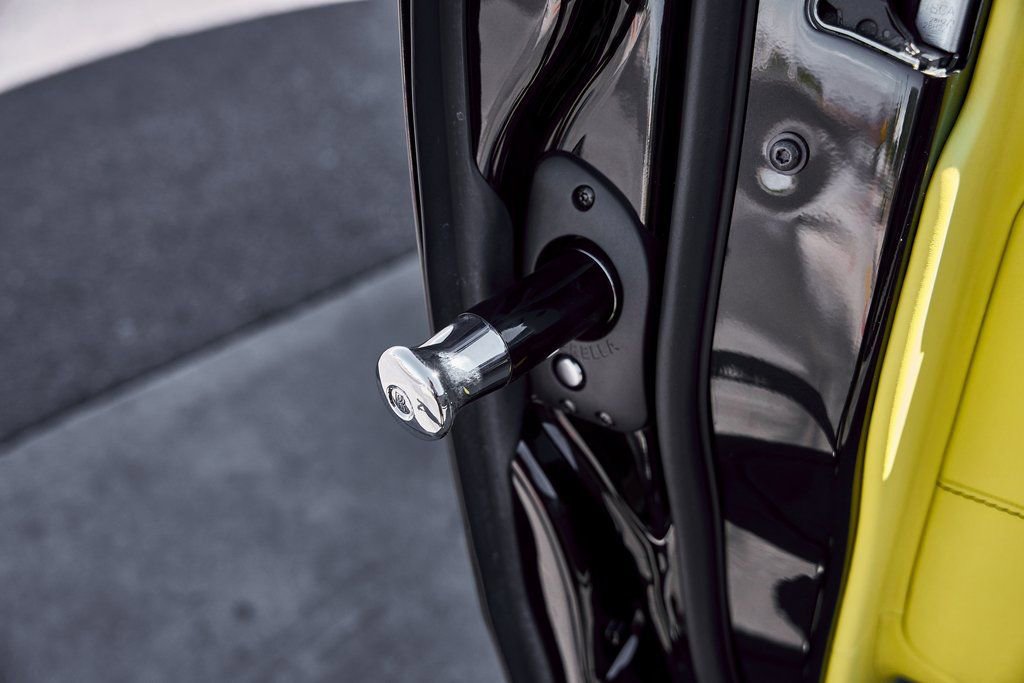 Used 2022 Rolls-Royce Cullinan Black Badge w/ Dark Exterior Package image 29