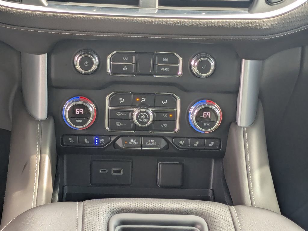 Used 2021 GMC Yukon SLT w/ Rear Media and Nav Package image 6