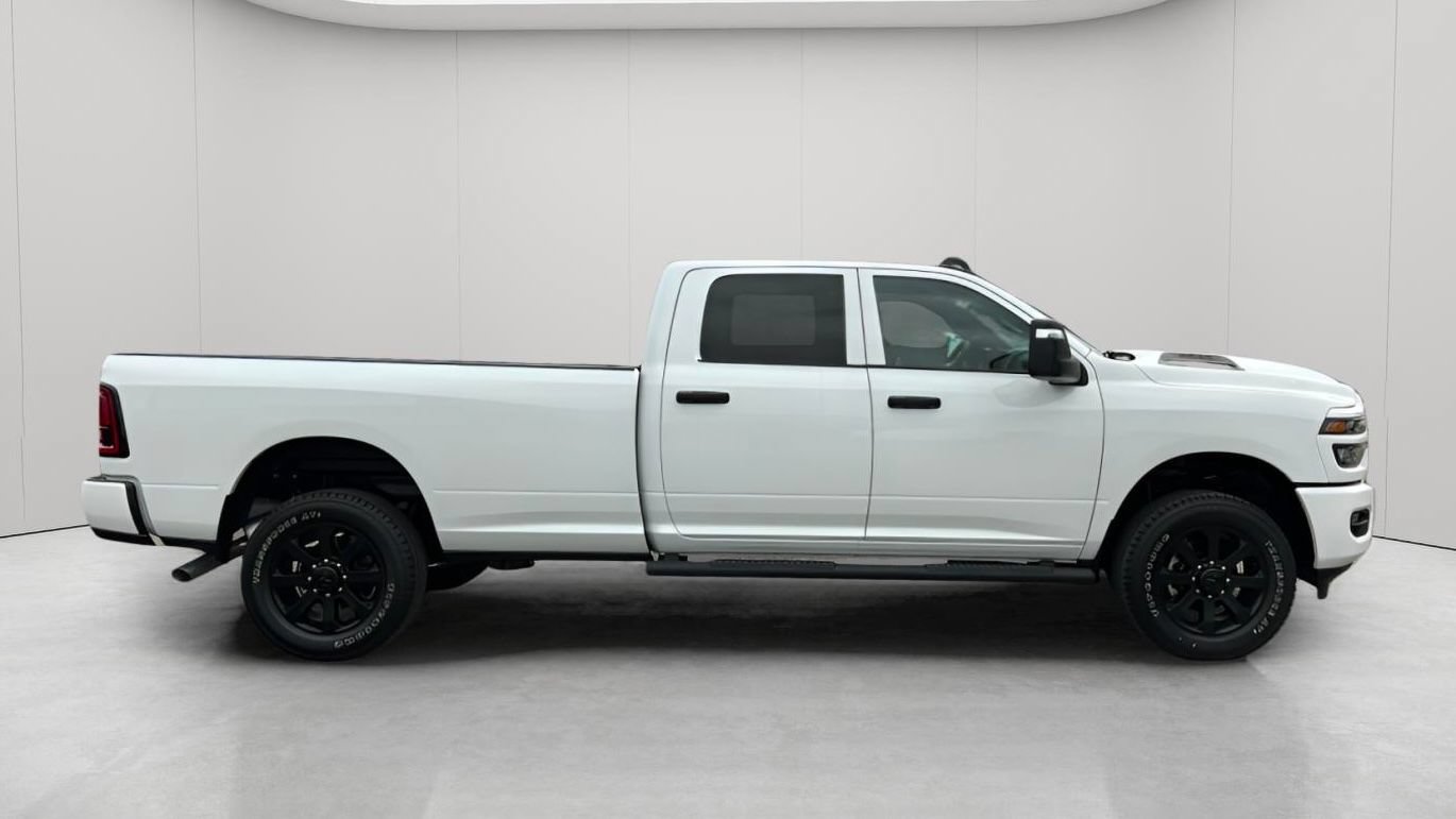 New 2026 RAM 2500 Tradesman AWD/4WD image 5