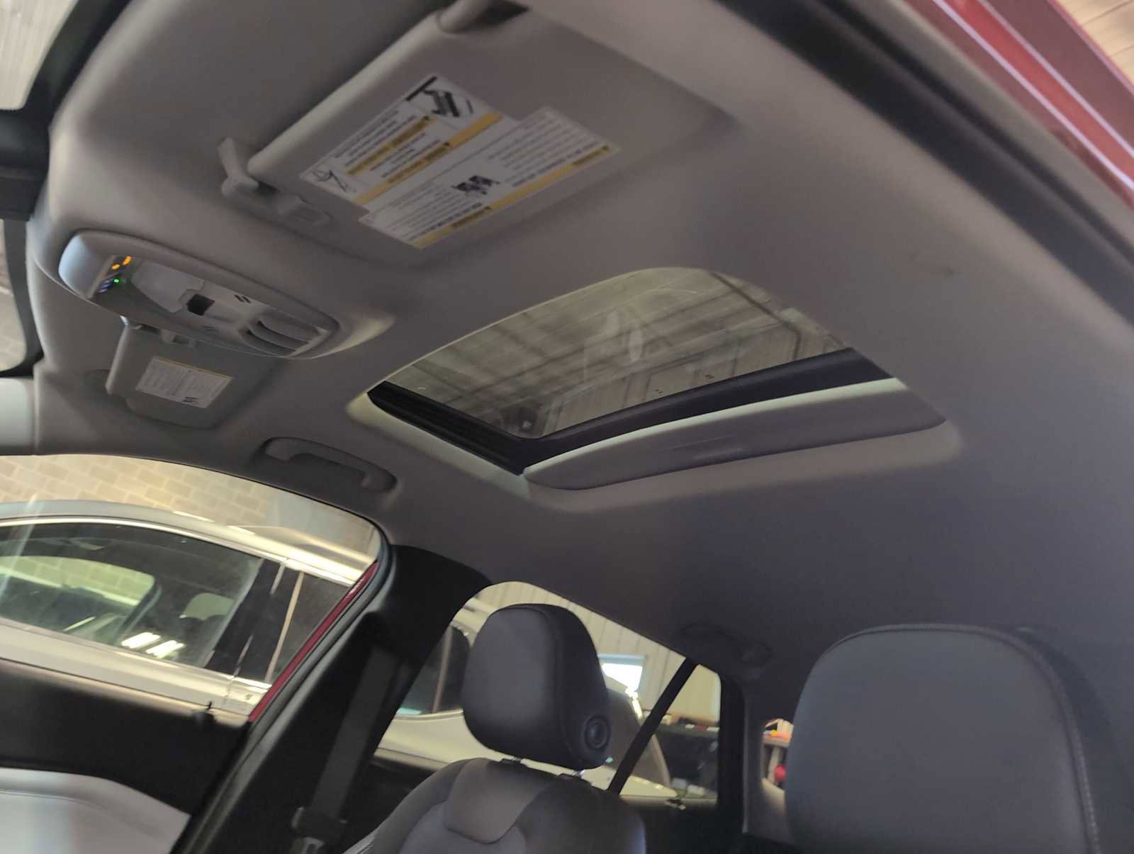 New 2026 Chevrolet Trax LT w/ Sunroof Package FWD image 18
