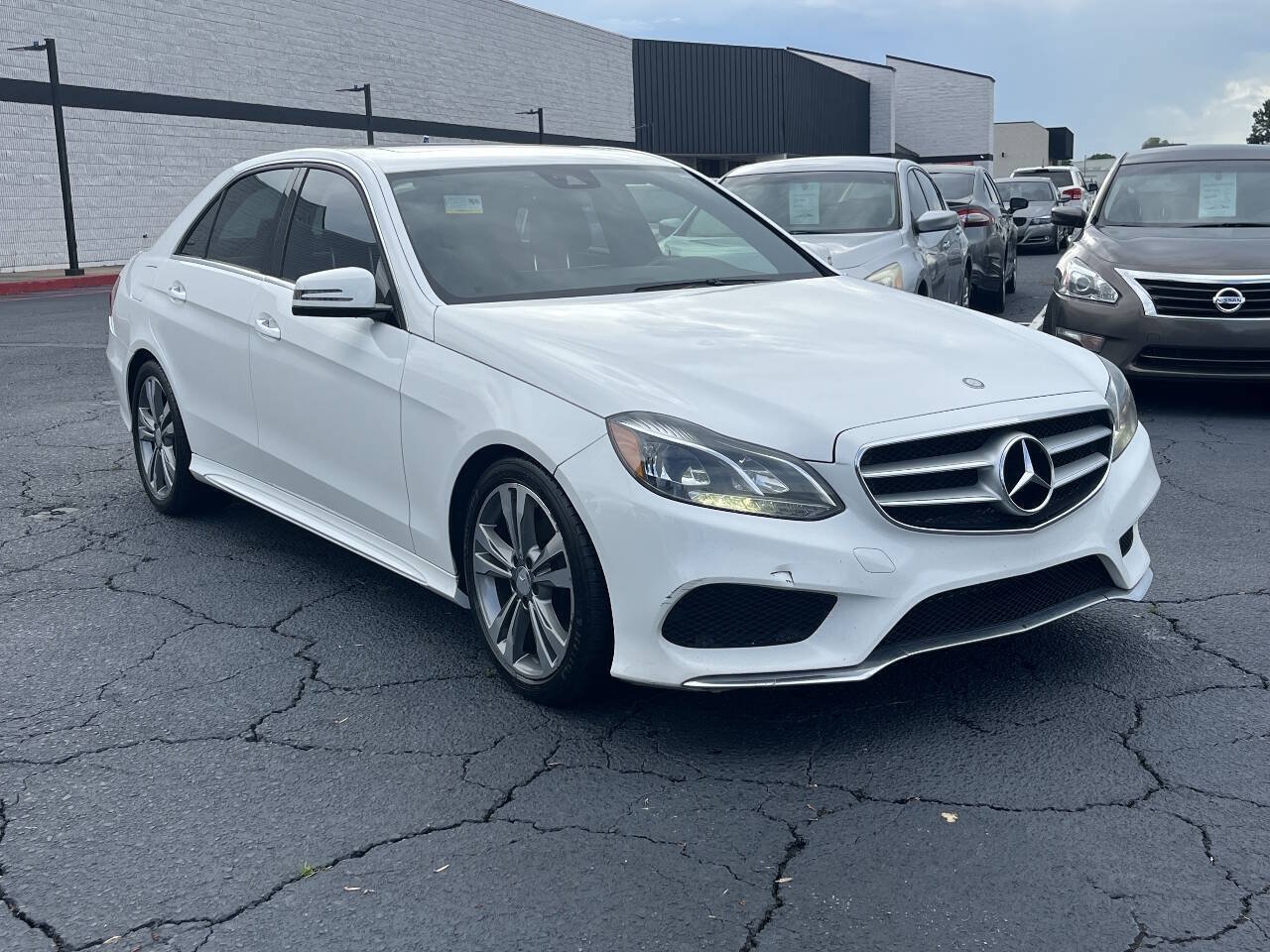 Used 2014 Mercedes-Benz E 350 Sedan image 7