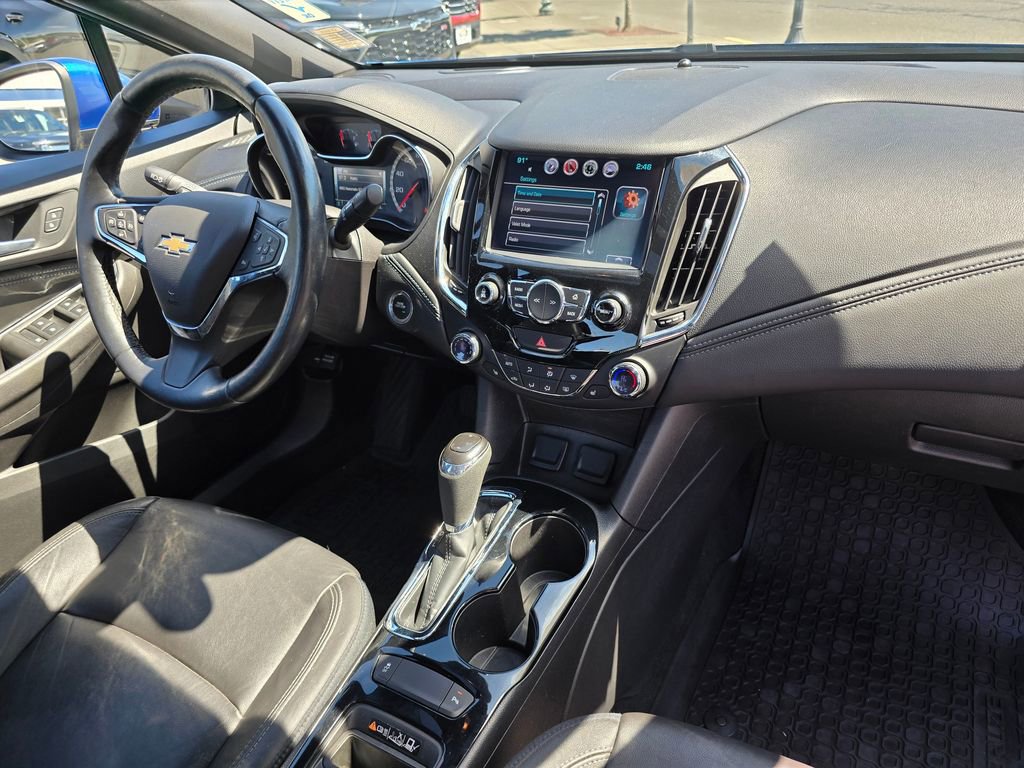 Used 2016 Chevrolet Cruze Premier FWD image 10