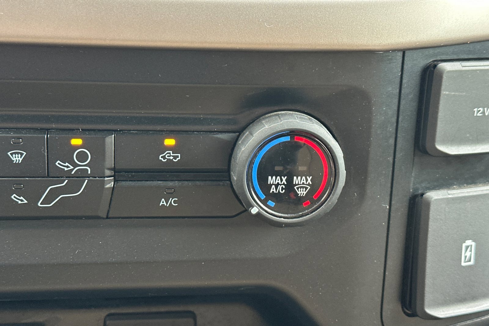 Used 2023 Ford F150 XLT image 29