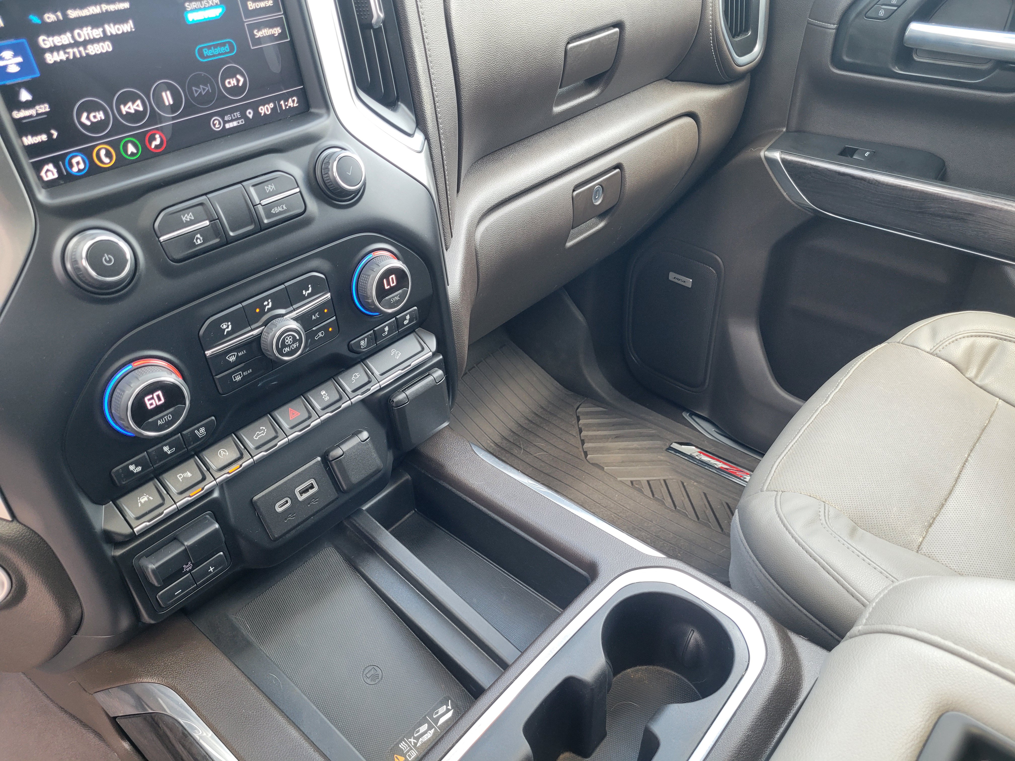 Used 2021 Chevrolet Silverado 1500 LTZ w/ LTZ Premium Package AWD/4WD image 25