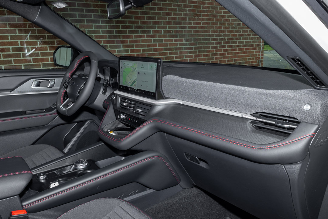New 2026 Ford Explorer ST-Line w/ Premium Package RWD image 26
