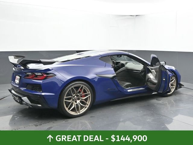 Used 2025 Chevrolet Corvette Z06 w/ Z07 Performance Package image 58