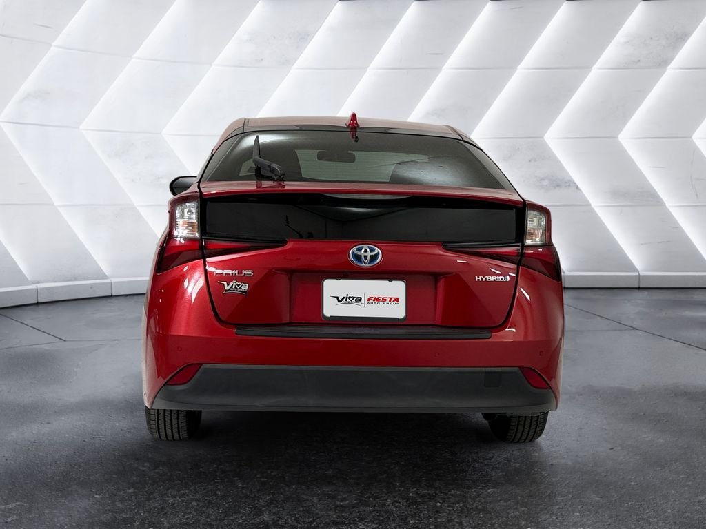 Used 2022 Toyota Prius LE FWD image 5