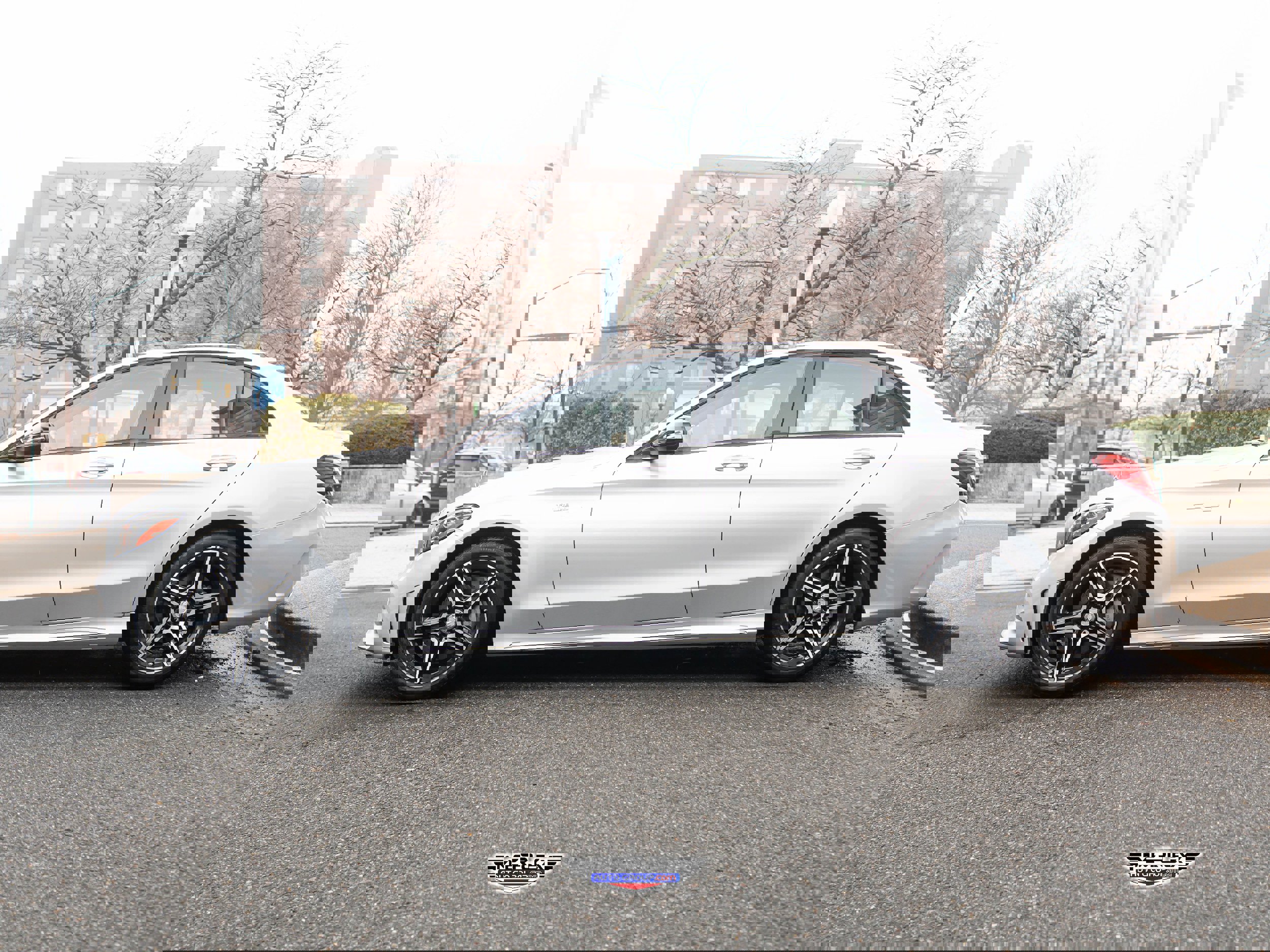 Used 2020 Mercedes-Benz C 300 4MATIC Sedan w/ AMG Line image 4