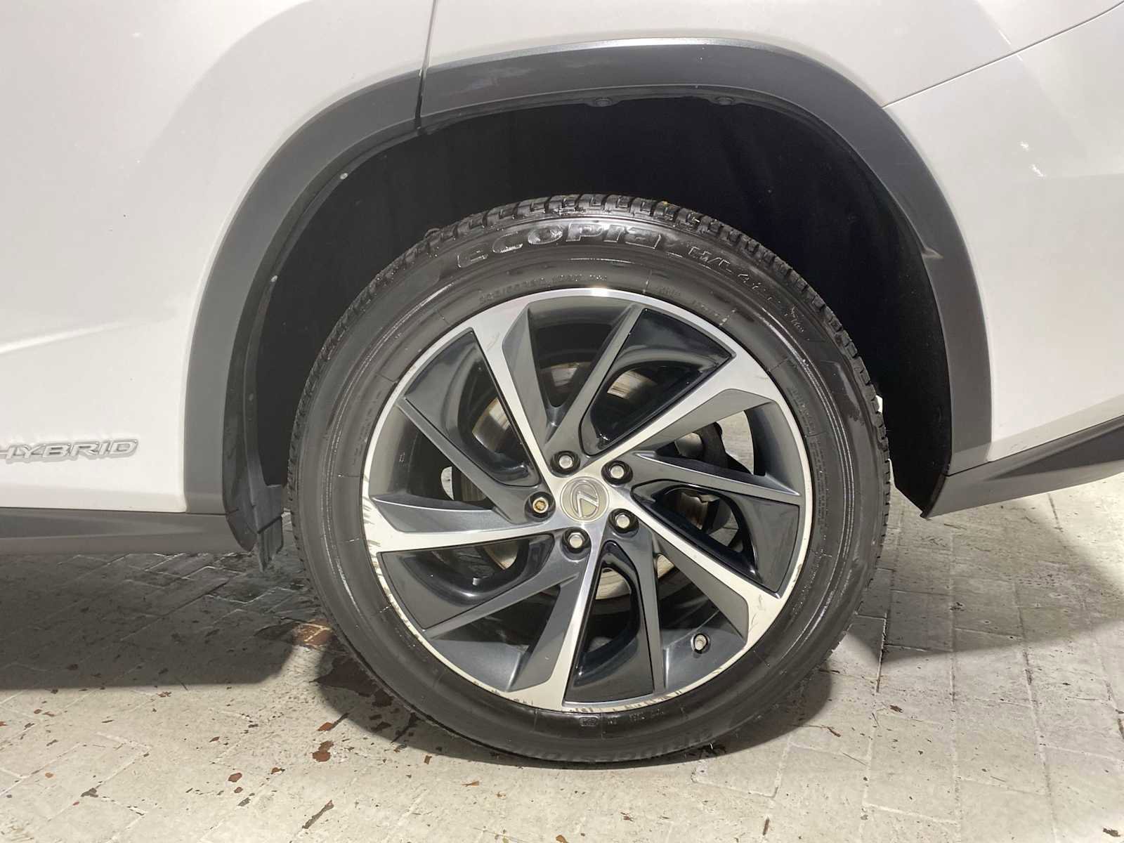 Used 2017 Lexus RX 450h AWD image 8