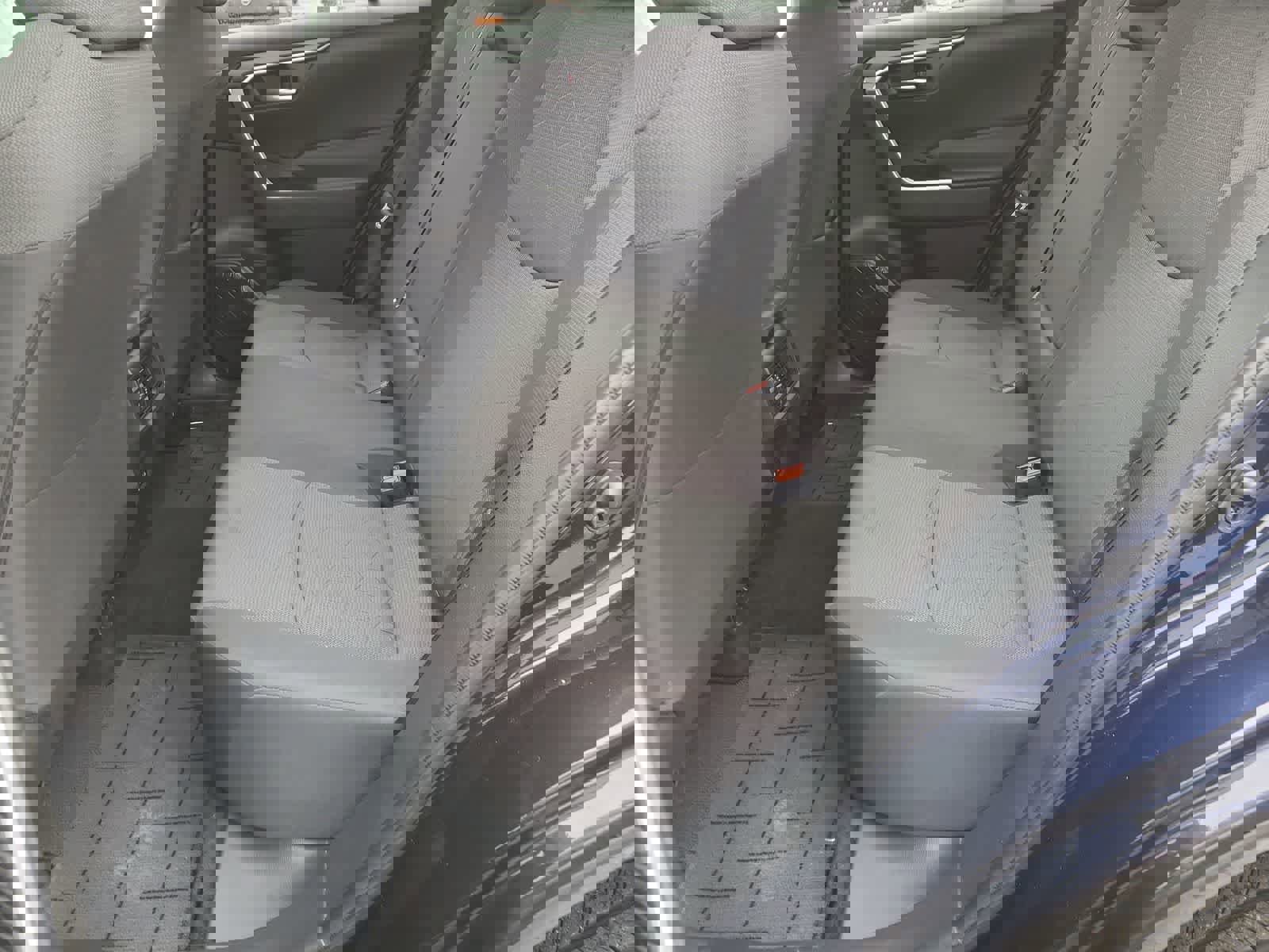 Used 2024 Toyota RAV4 XLE image 21