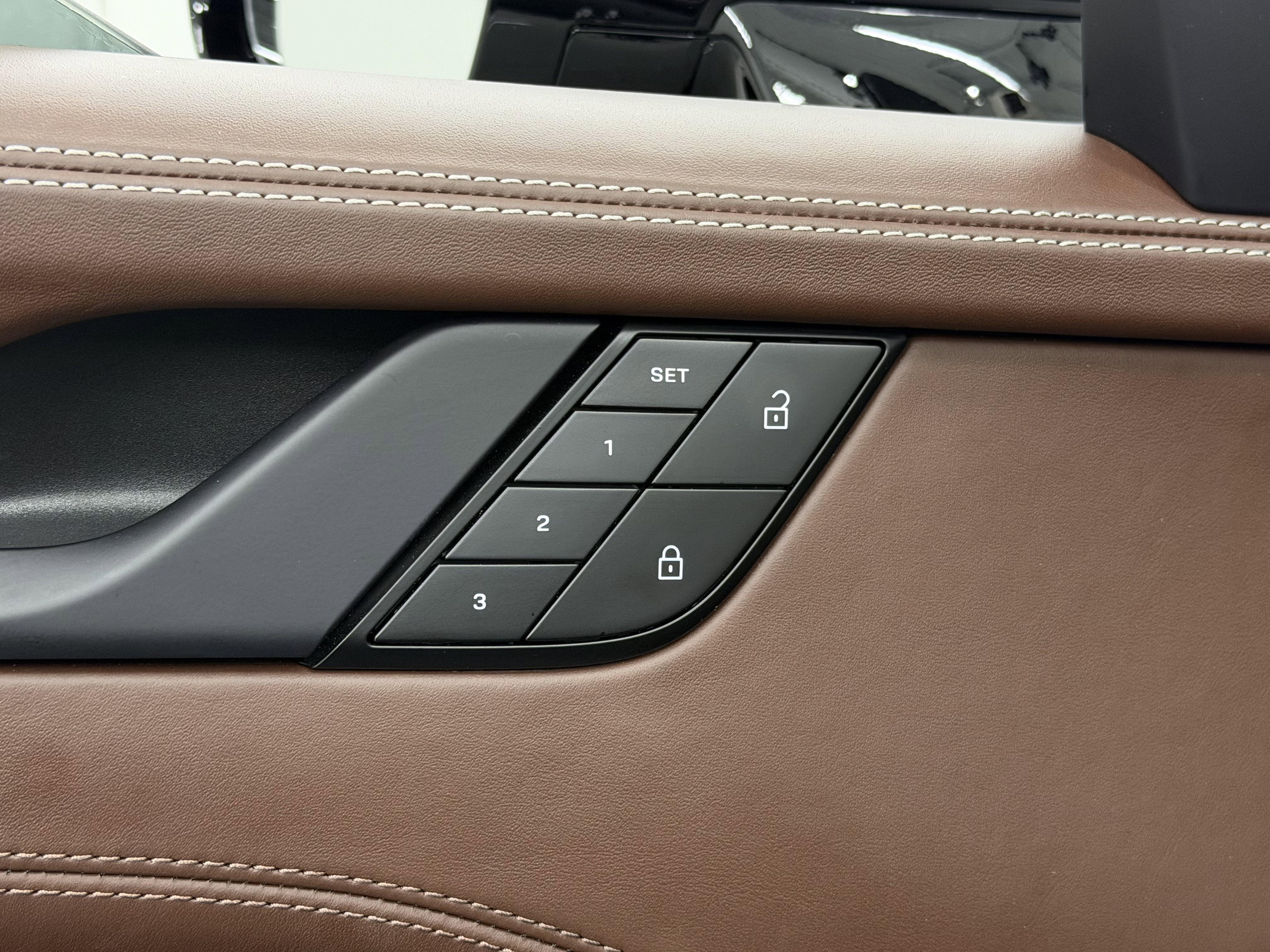 Certified 2023 Porsche 911 Carrera 4 GTS AWD/4WD image 32