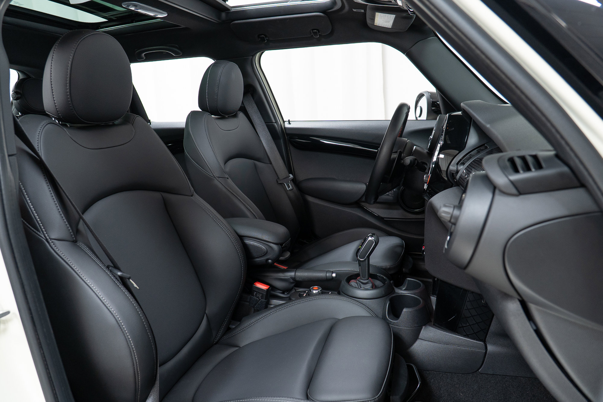 Used 2020 MINI Cooper S w/ Storage Package image 23
