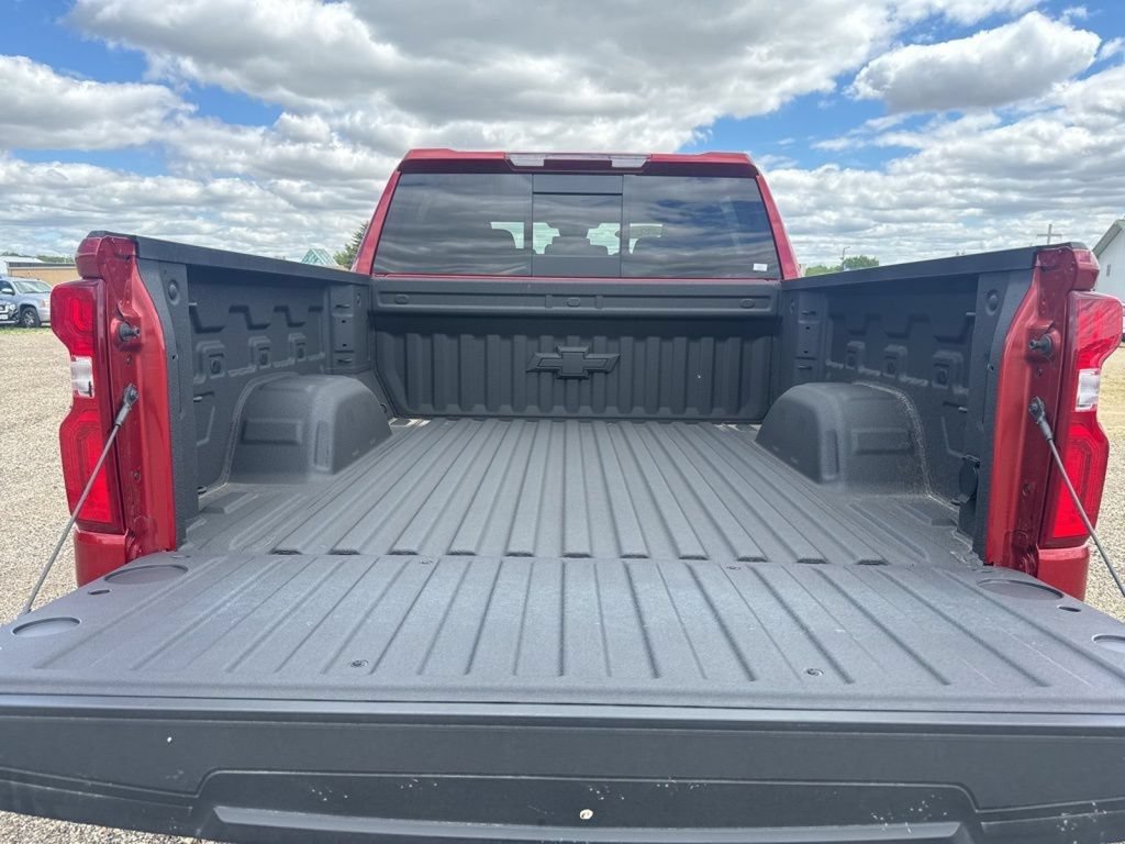 Used 2024 Chevrolet Silverado 1500 LT Trail Boss w/ LT Trail Boss Premium Package AWD/4WD image 19