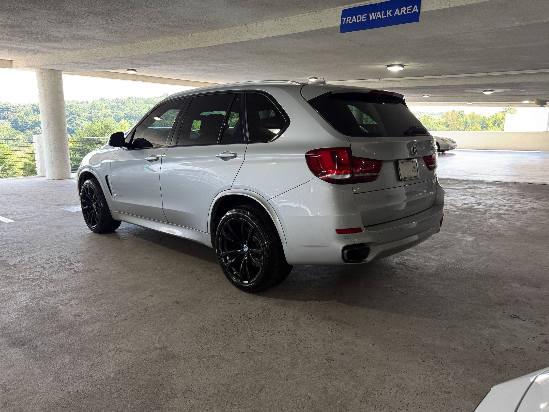 Used 2017 BMW X5 sDrive35i RWD image 3