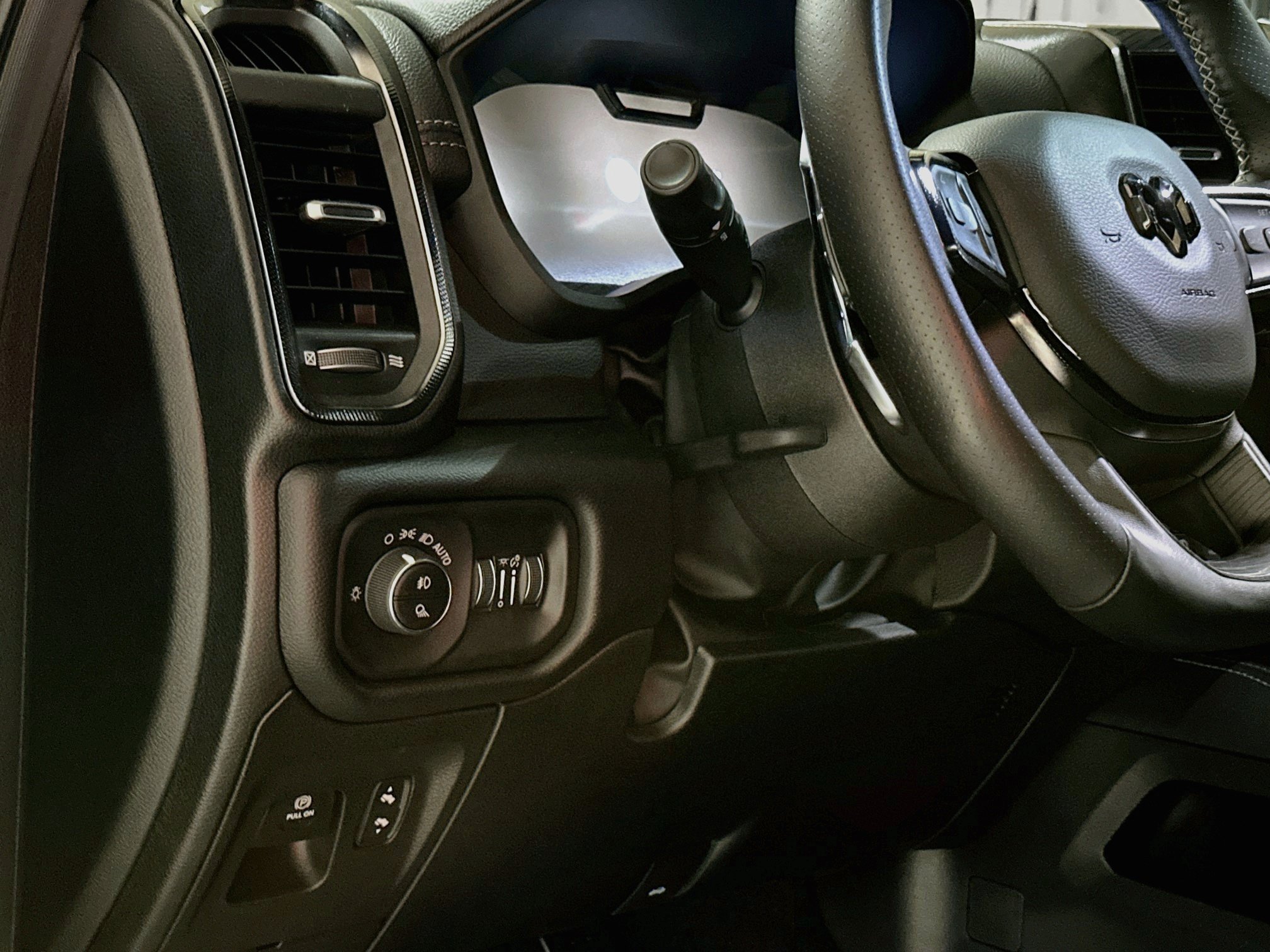 Used 2026 RAM 1500 RHO AWD/4WD image 9