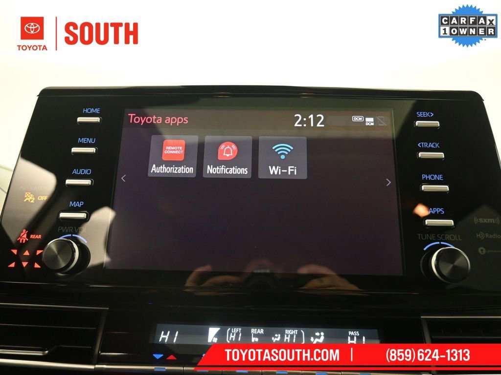 Used 2023 Toyota Sienna XLE image 17