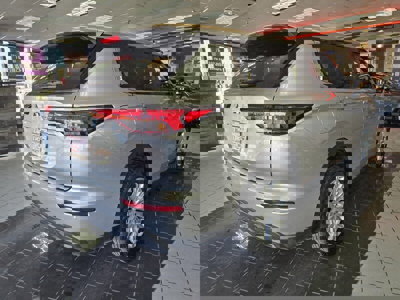 Used 2024 Mitsubishi Outlander ES image 4