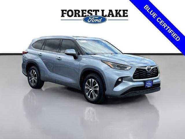 Used 2022 Toyota Highlander XLE FWD image 1