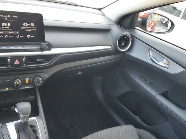 Certified 2023 Kia Forte LXS w/ LXS Technology Package FWD image 13