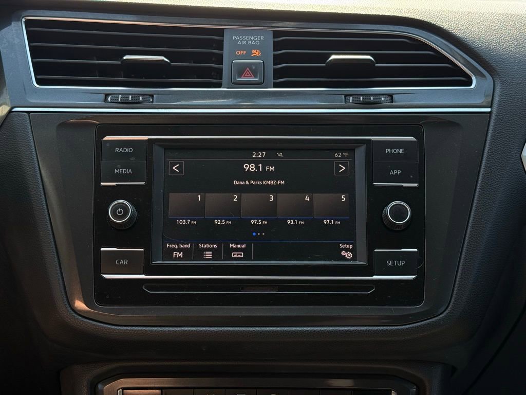 Used 2018 Volkswagen Tiguan S FWD image 18