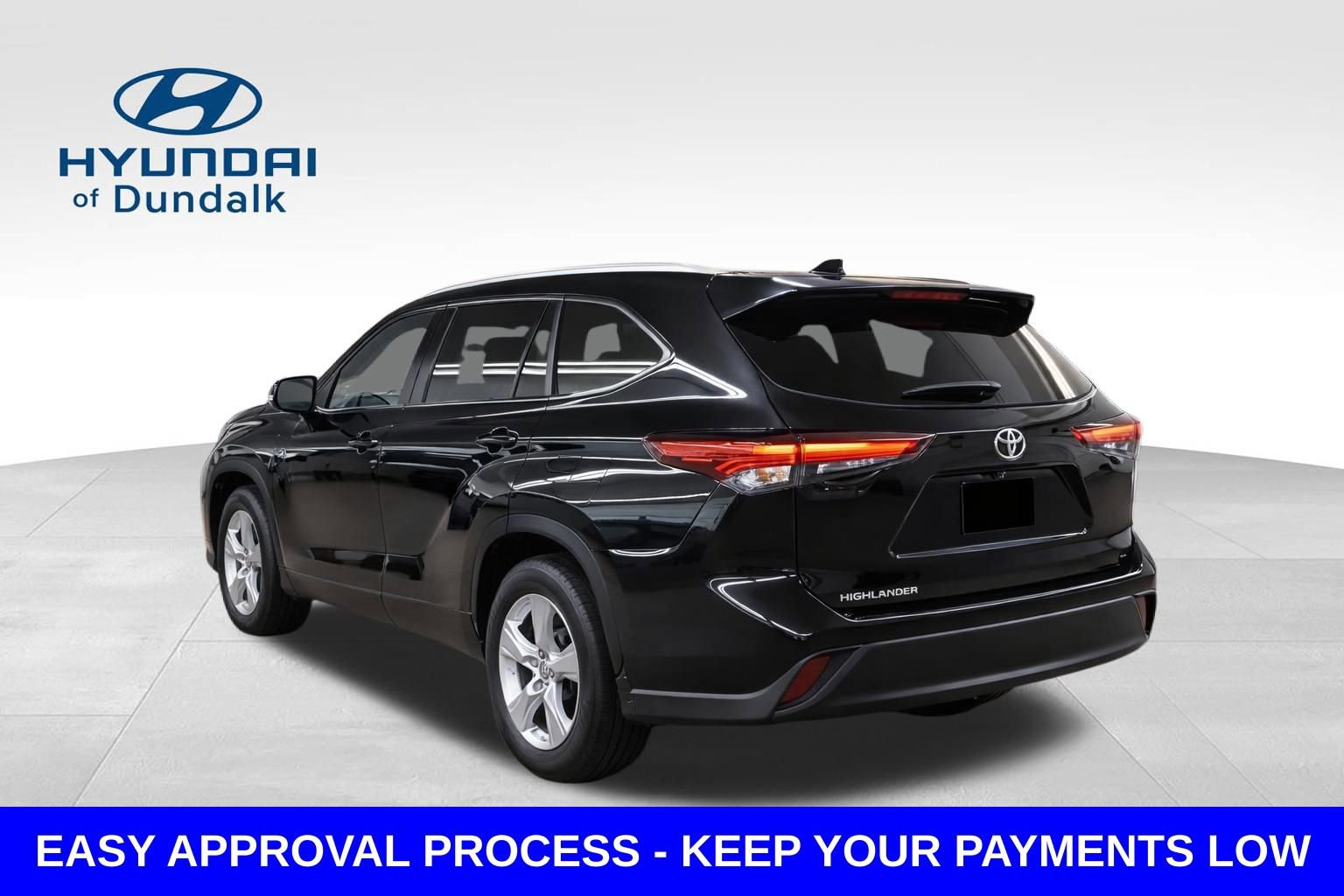 Used 2025 Toyota Highlander LE image 5