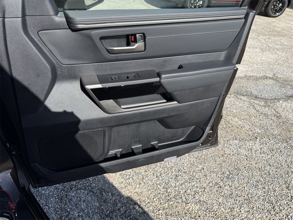Used 2023 Toyota Tundra Limited image 39