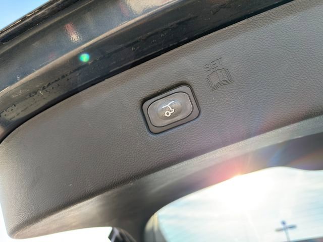 Used 2023 Ford Edge SEL w/ Convenience Package image 39