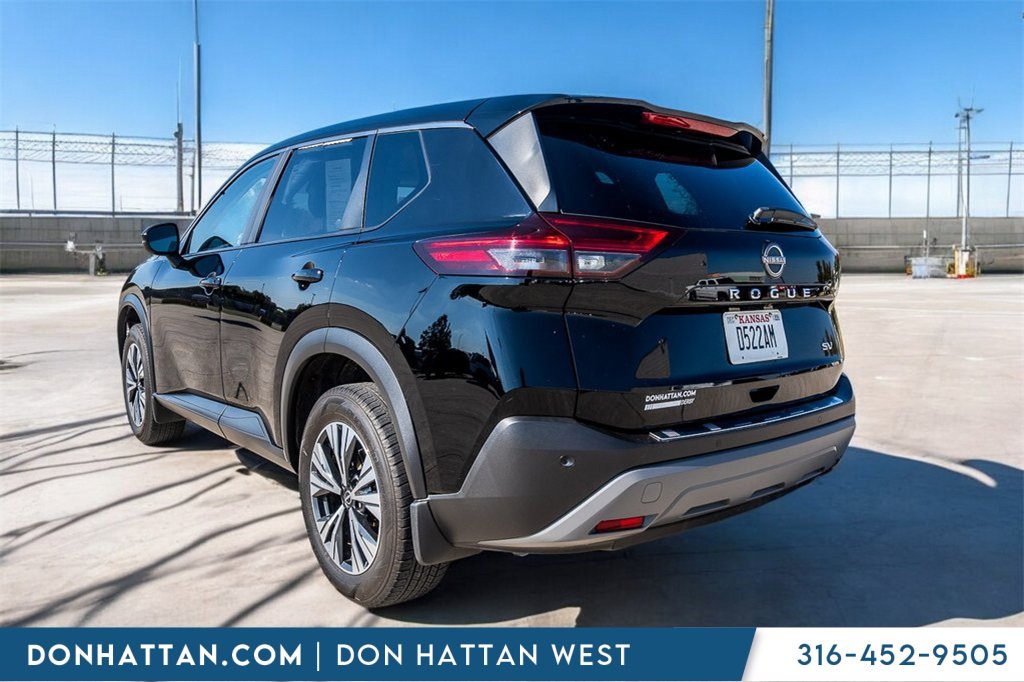 Used 2023 Nissan Rogue SV image 26