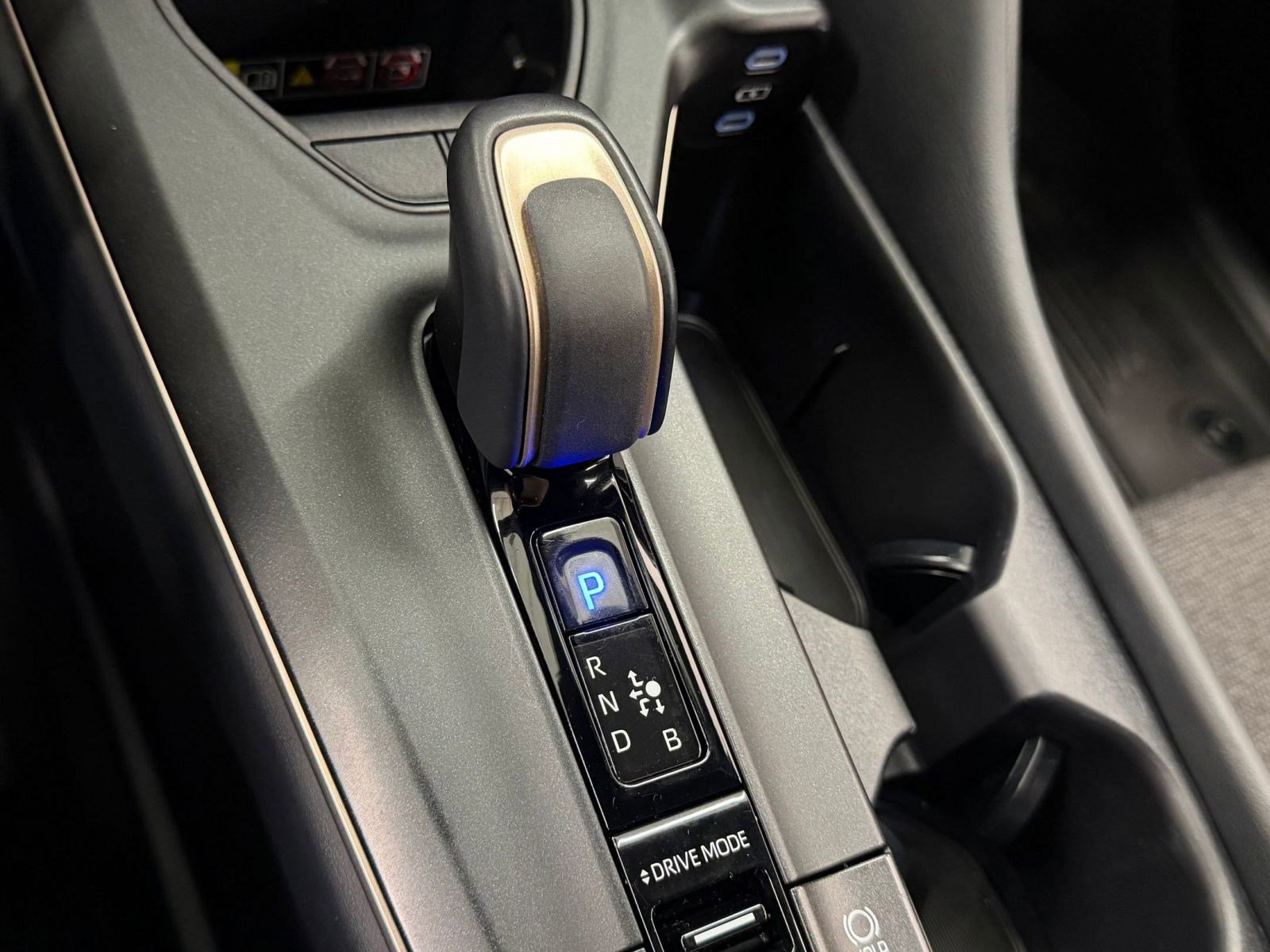 Used 2023 Toyota Crown Limited AWD/4WD image 15