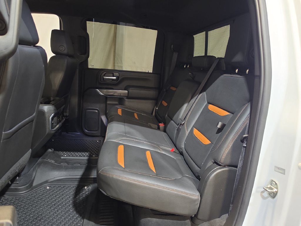 Used 2022 GMC Sierra 2500 AT4 w/ AT4 Preferred Package AWD/4WD image 24