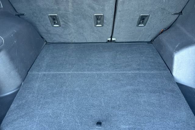 Used 2024 Chevrolet Equinox LT FWD image 17
