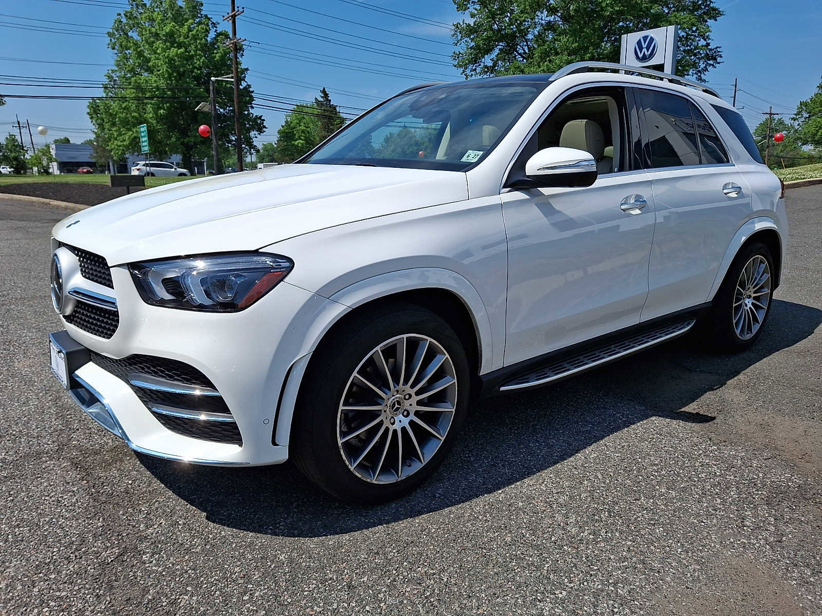 Used 2022 Mercedes-Benz GLE 350 4MATIC image 3