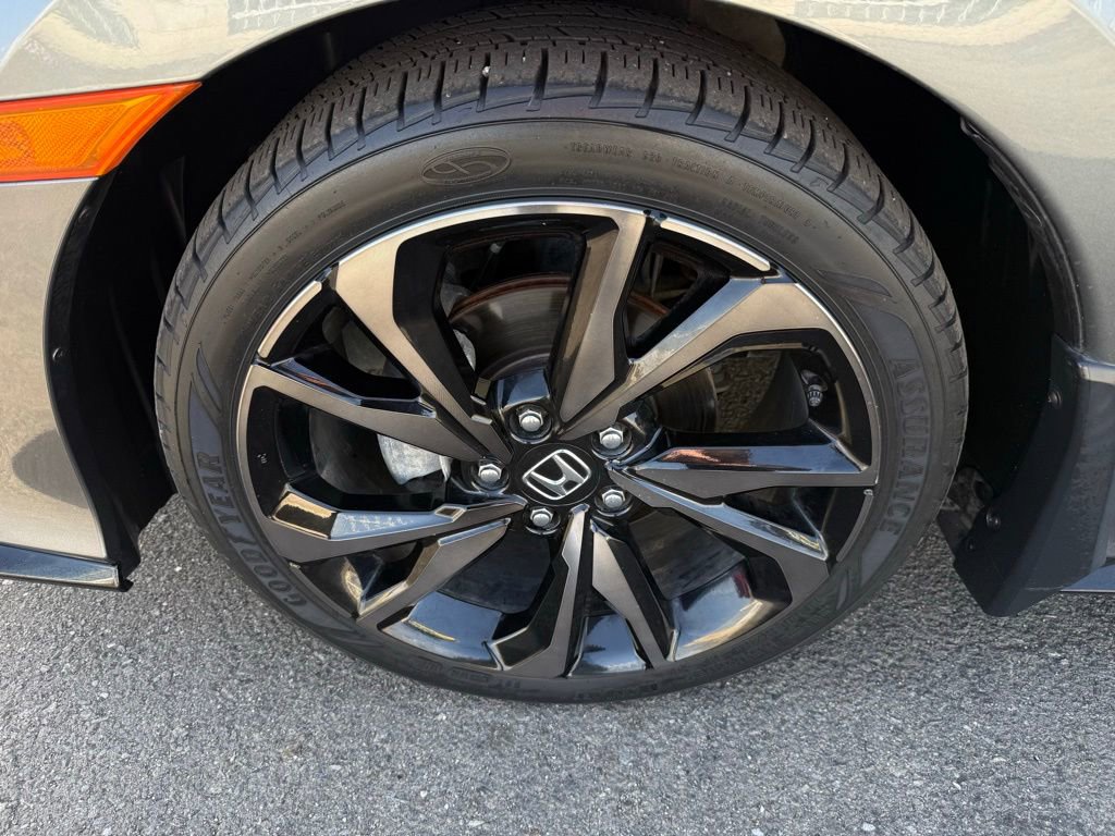 Used 2019 Honda Civic Sport image 9