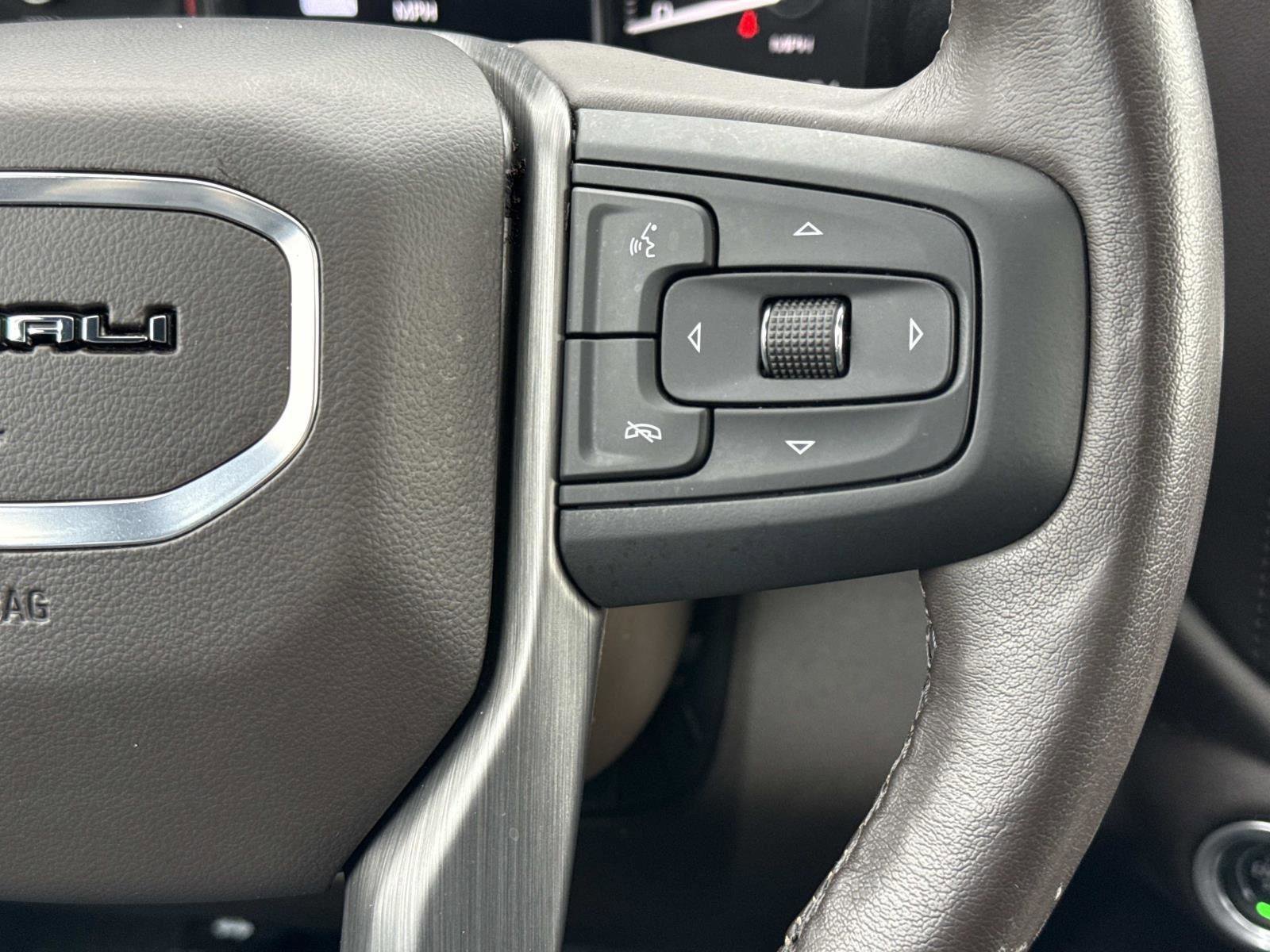 Used 2022 GMC Sierra 1500 Denali w/ Driver Alert Package II image 8