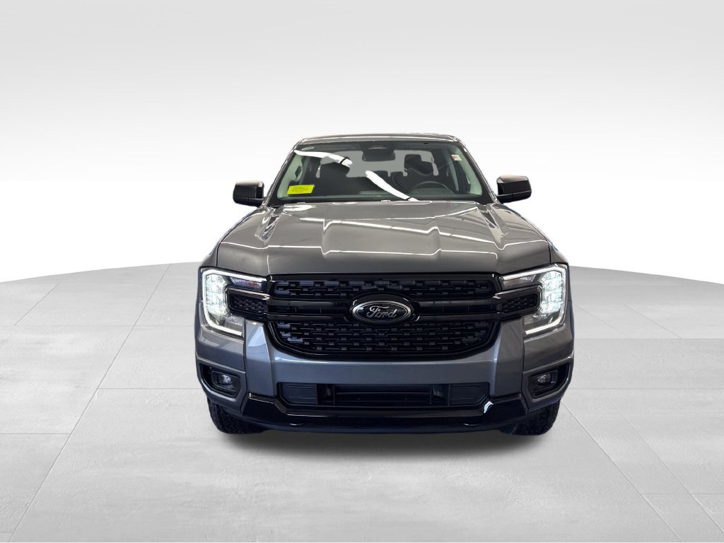 New 2026 Ford Ranger XLT w/ Black Appearance Package AWD/4WD image 9