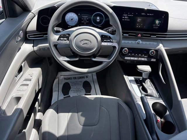Used 2024 Hyundai Elantra SEL FWD image 12