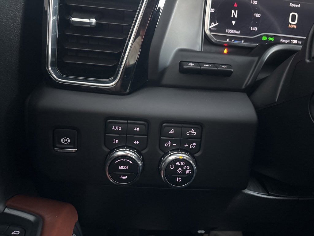 Used 2024 GMC Sierra 1500 Denali Ultimate image 16