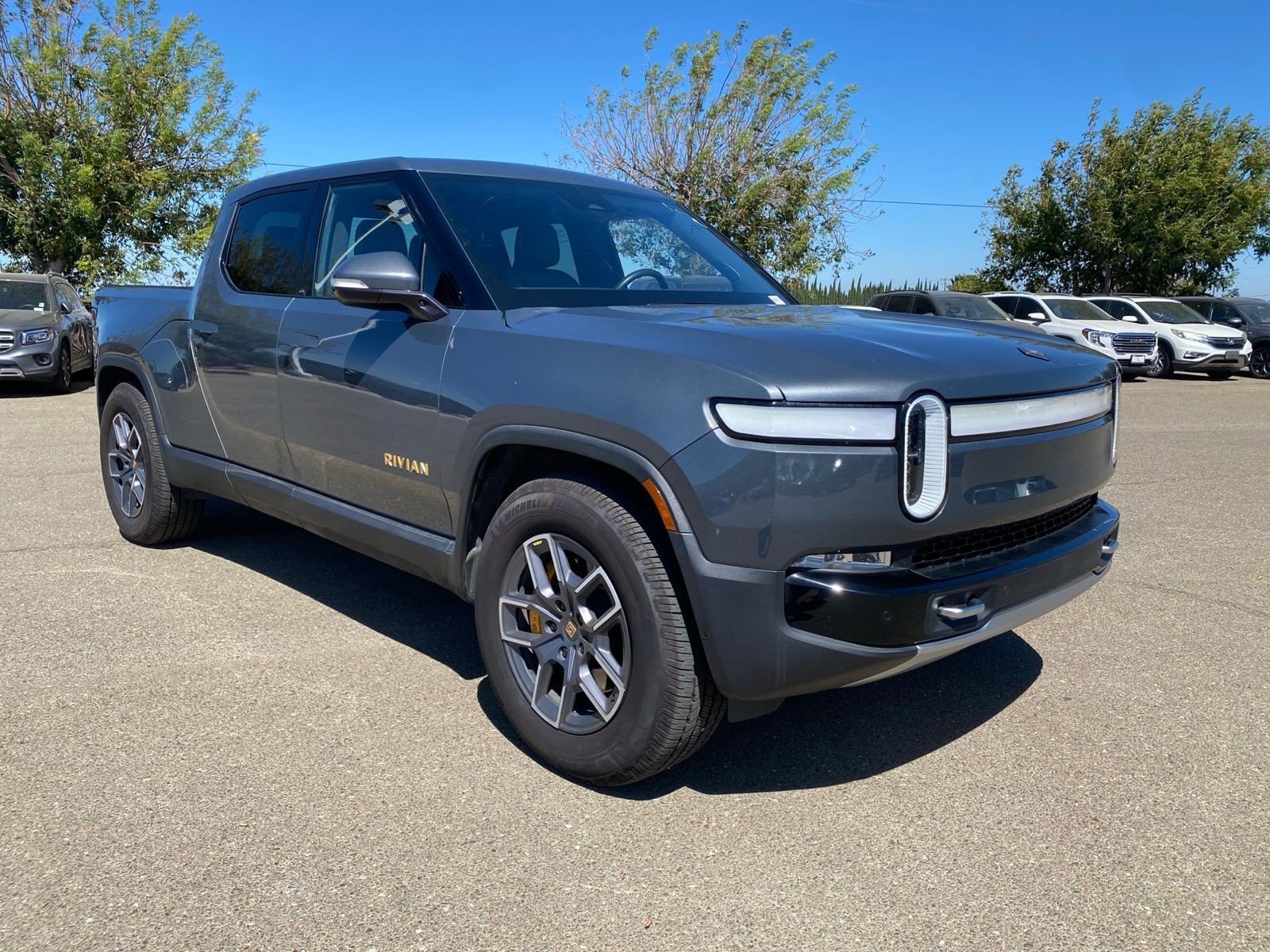 Used 2022 Rivian R1T Adventure AWD/4WD image 4