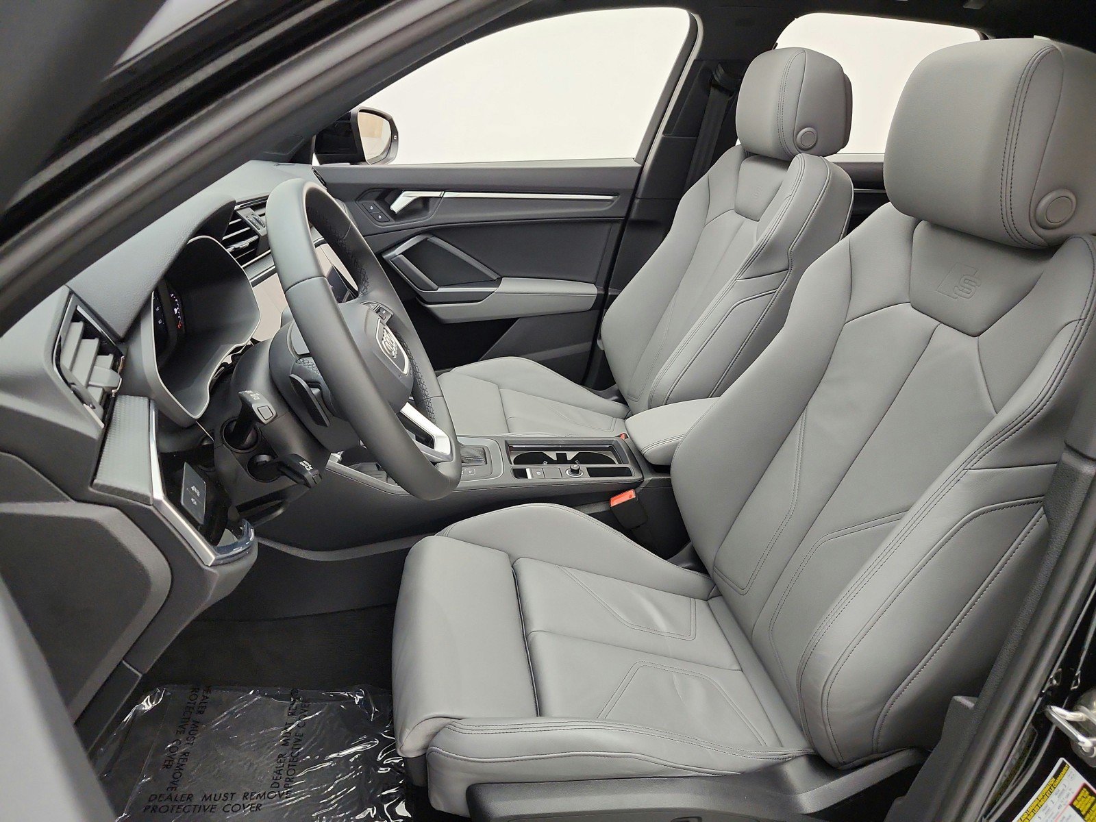 Used 2025 Audi Q3 2.0T Premium w/ Convenience Package AWD/4WD image 23