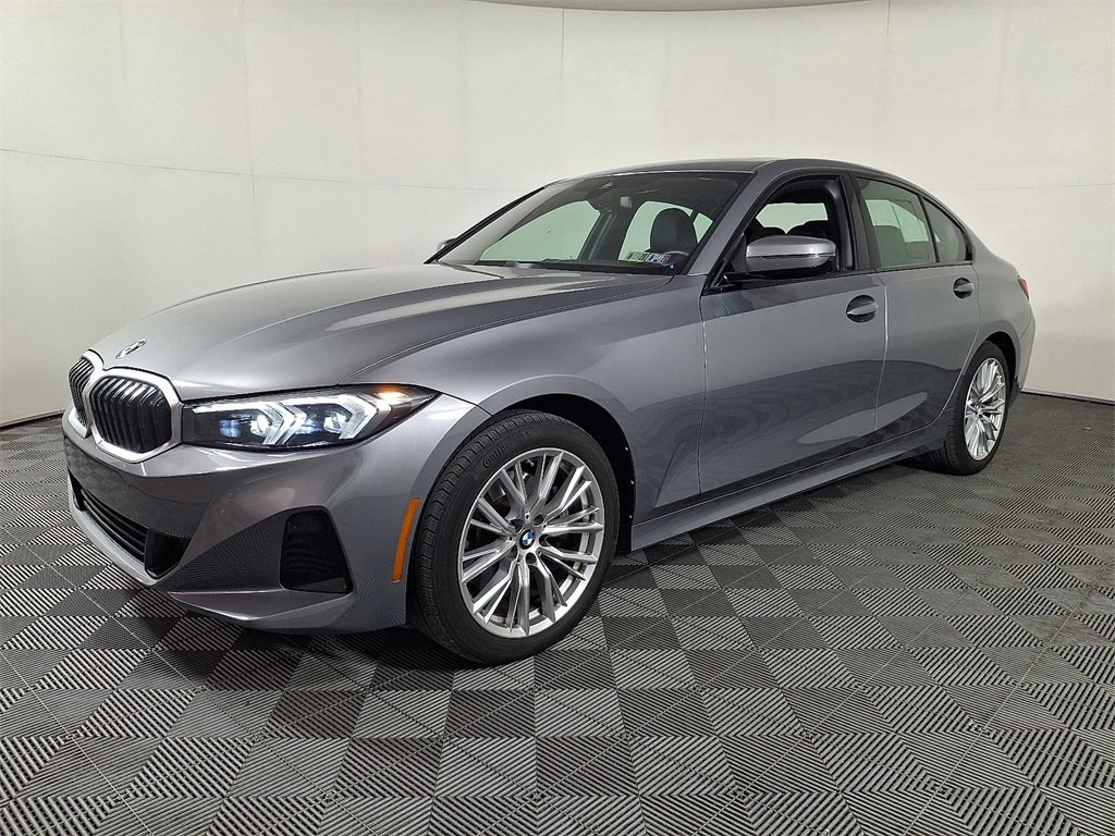 Used 2023 BMW 330i xDrive Sedan w/ Premium Package image 6