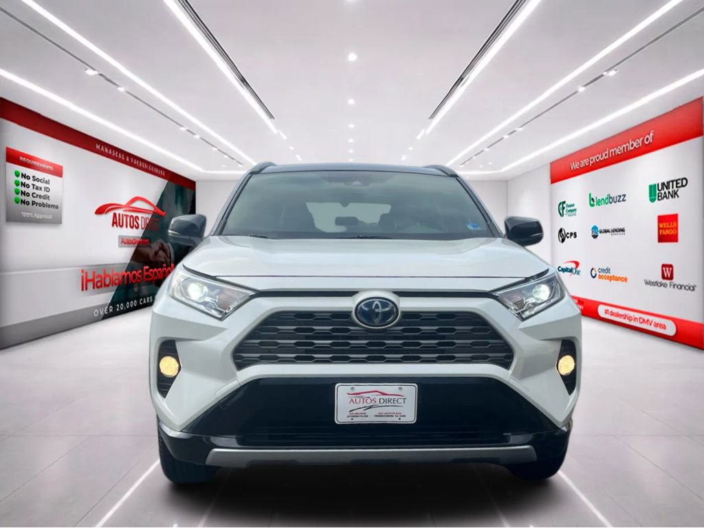 Used 2020 Toyota RAV4 XSE w/ All Weather Liner Package image 3