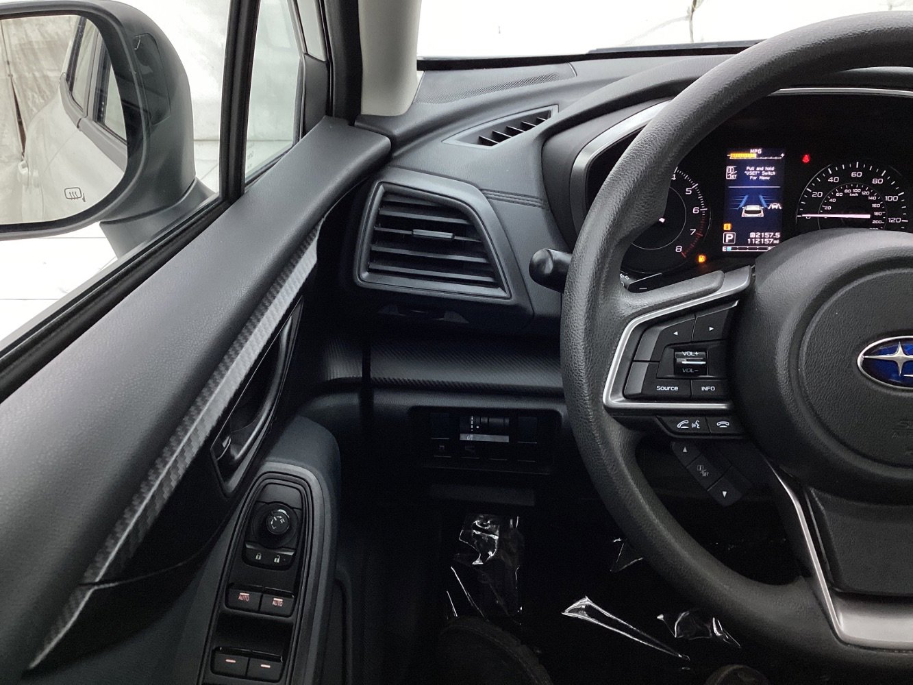 Used 2020 Subaru Impreza 2.0i Premium image 32