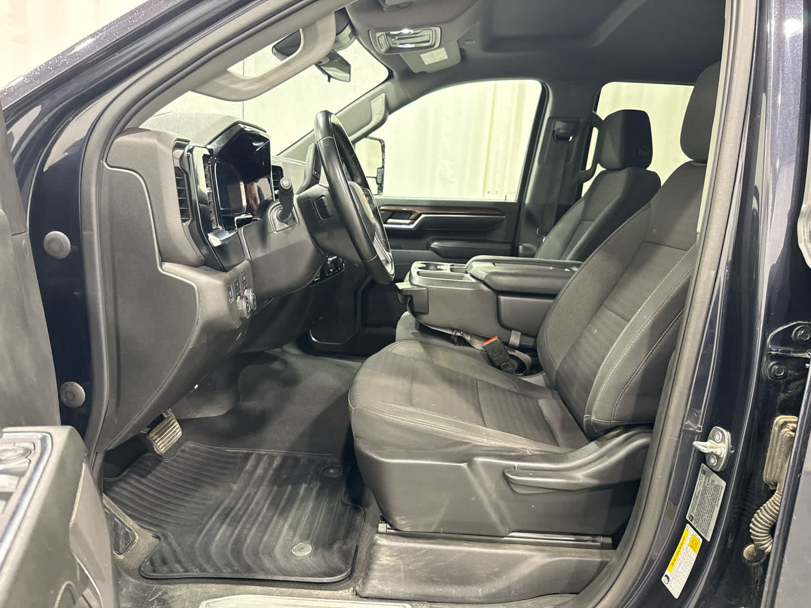Certified 2024 Chevrolet Silverado 2500 LT AWD/4WD image 11