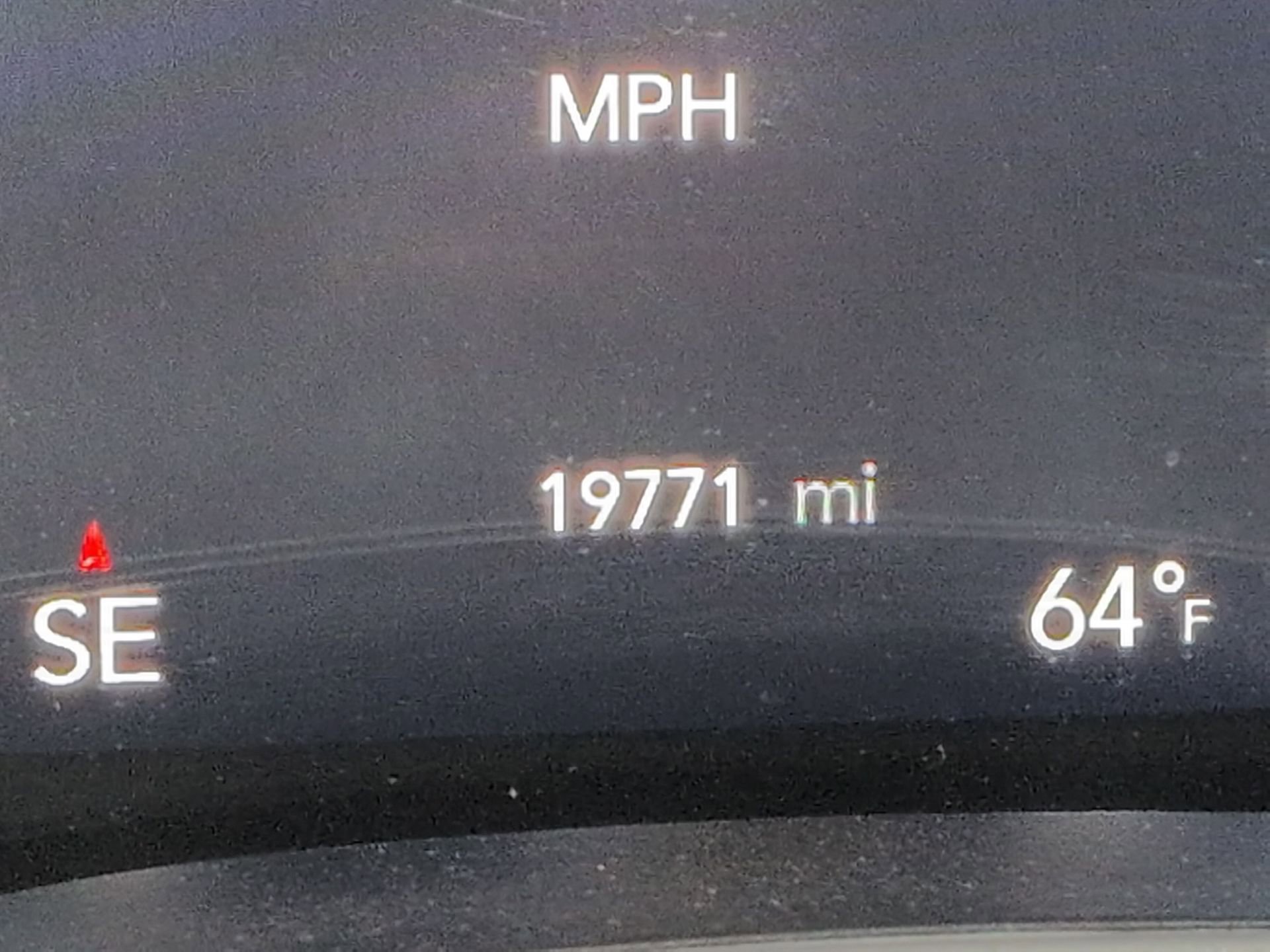 Used 2023 Chrysler Pacifica Touring-L image 12