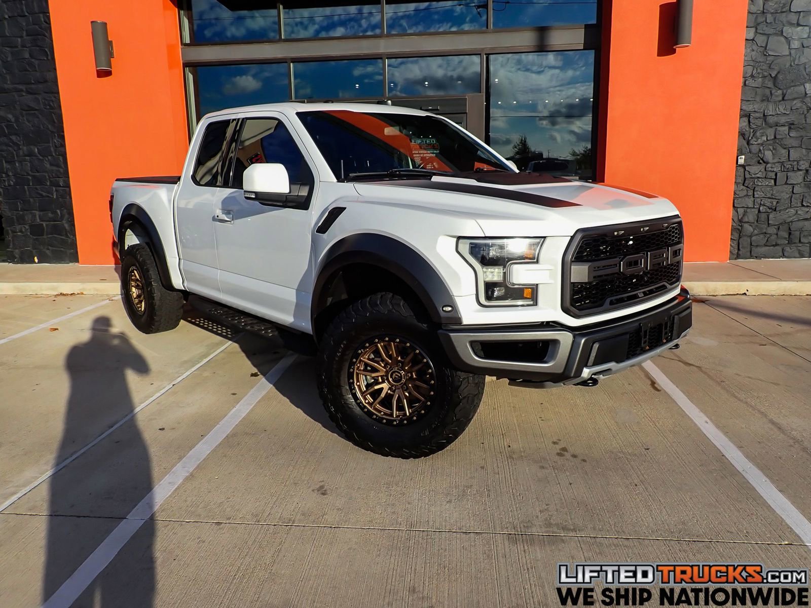 Used 2017 Ford F150 Raptor w/ Equipment Group 802A Luxury image 1