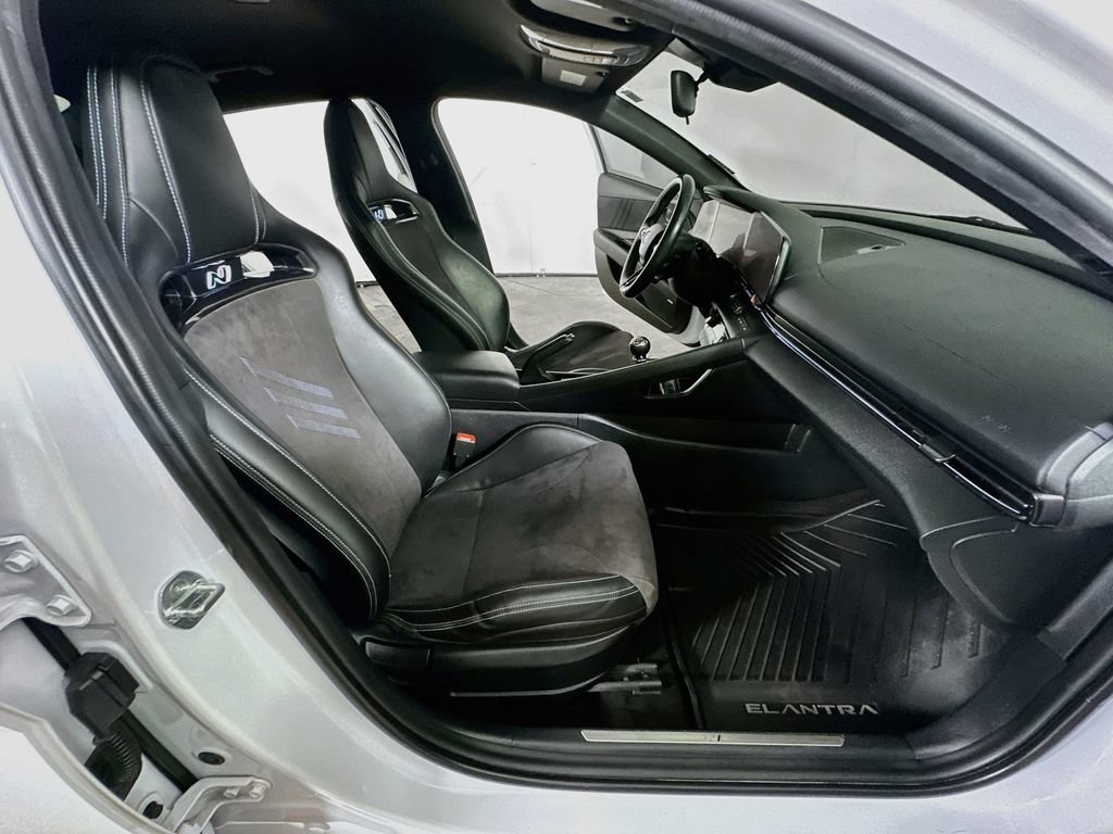 Used 2023 Hyundai Elantra N FWD image 12