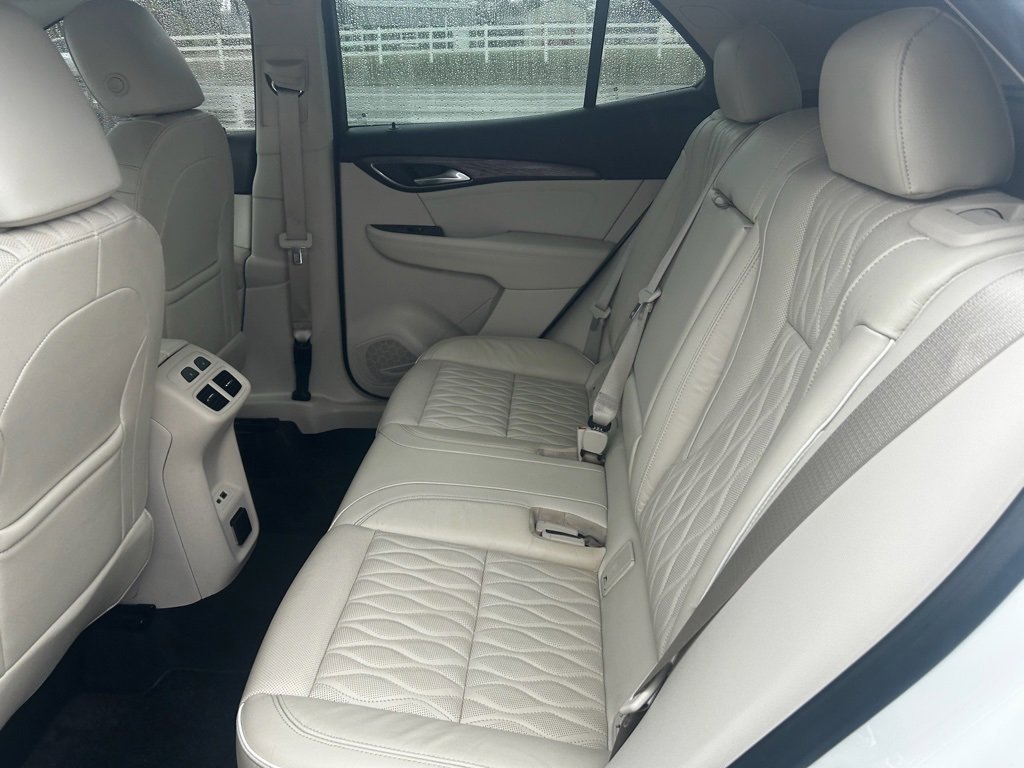 Used 2021 Buick Envision Avenir w/ Technology Package II image 11