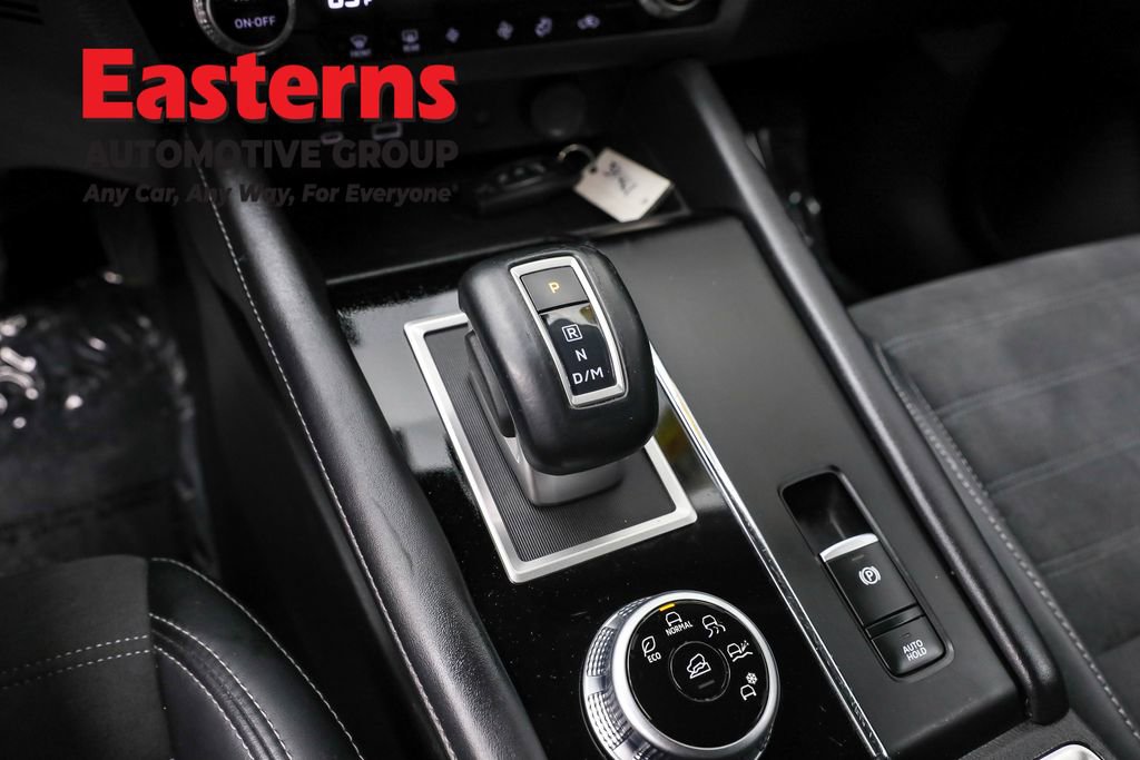 Used 2024 Mitsubishi Outlander SE image 13