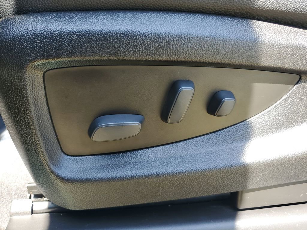 Used 2018 Chevrolet Silverado 1500 LTZ Z71 w/ LTZ Plus Package image 23